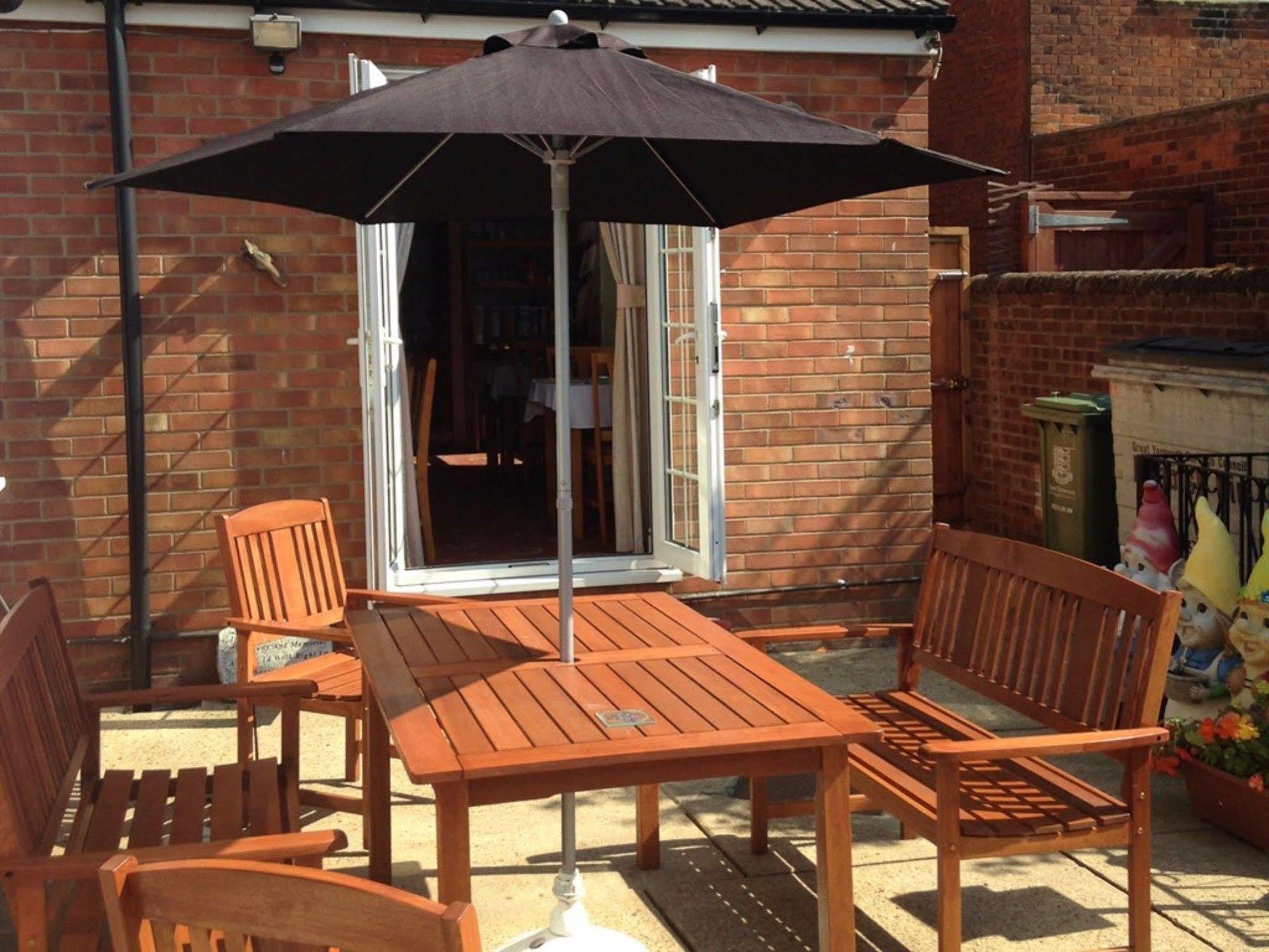 Spindrift Guest House - Adults Only Great Yarmouth Exterior photo
