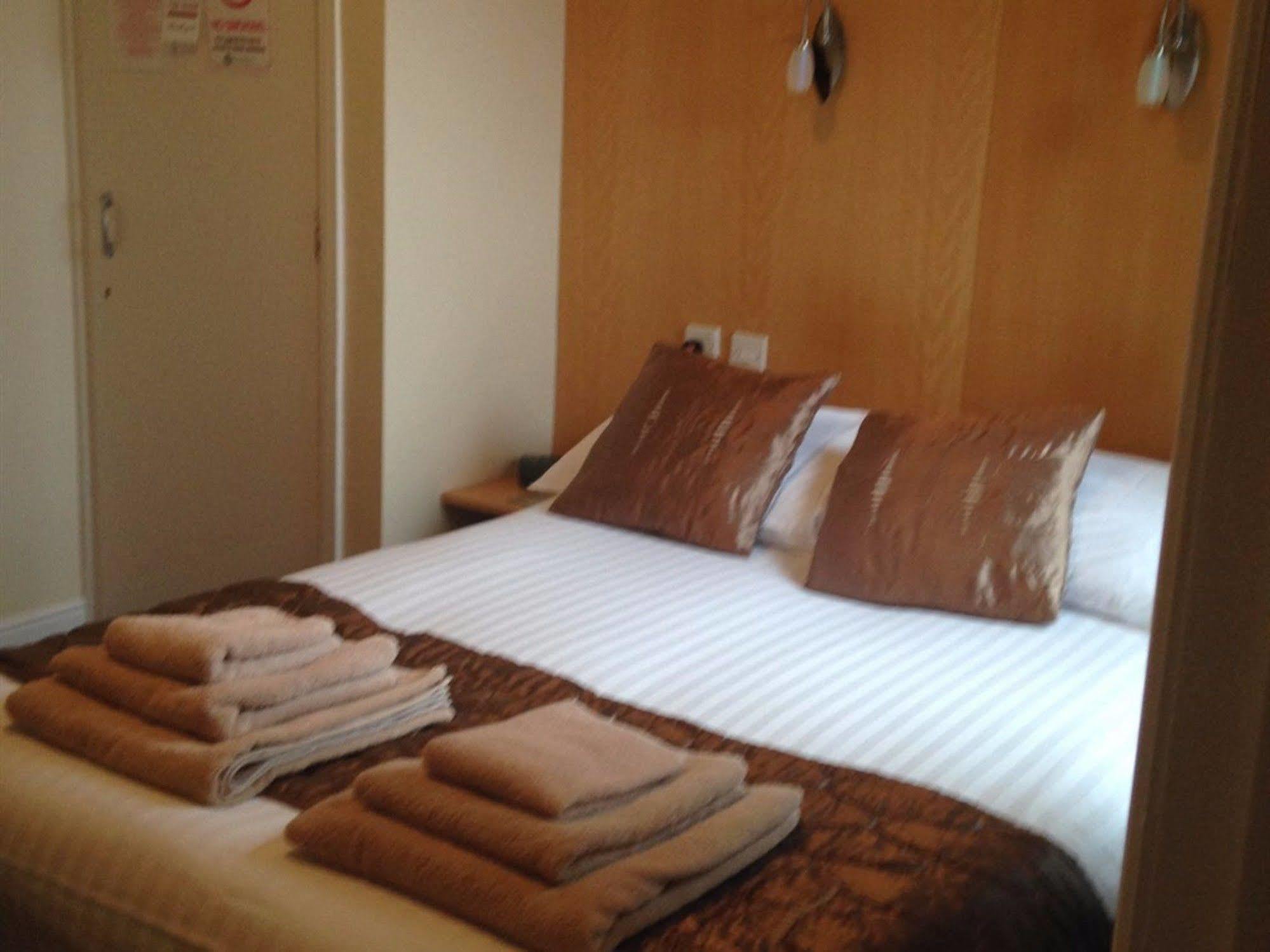 Spindrift Guest House - Adults Only Great Yarmouth Exterior photo
